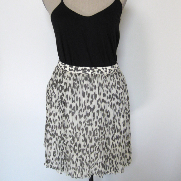 Aqua Bloomingdales NWT LeopardSkirt Sz Large - Picture 4 of 7